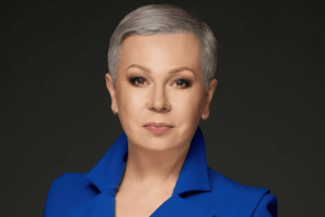 Алла Мазур: від сільської школярки до голосу, який тримає країну в курсі навіть у найважчі часи