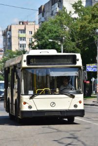Автобус 41 у Києві: маршрут до селища ДВС, розклад та особливості поїздки