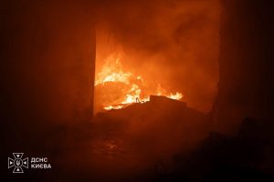 «Особливо непросто з балістикою»: Зеленський про нічну атаку