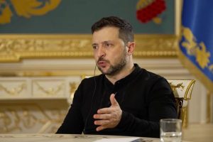«Щоб ніхто не хотів мене вбити»: Зеленський про життя після посади