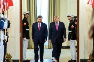 Трамп пропонував Сі Цзіньпіну купувати американську зброю