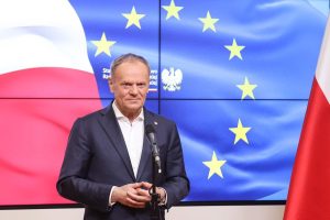 Туск: Польща прискорить рух на кордоні з Україною через загрозу атак