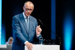 У ХДС відкидають відставку Мерца після провалу виборів