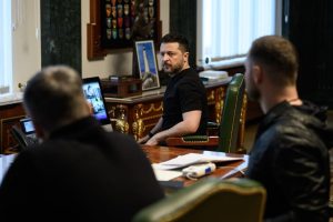 Касетні ракети влучили в історичний центр Києва